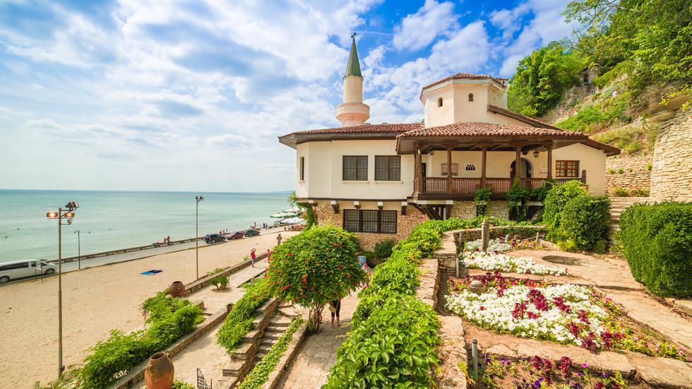 Guest Rooms Soleo Balchik Exterior photo